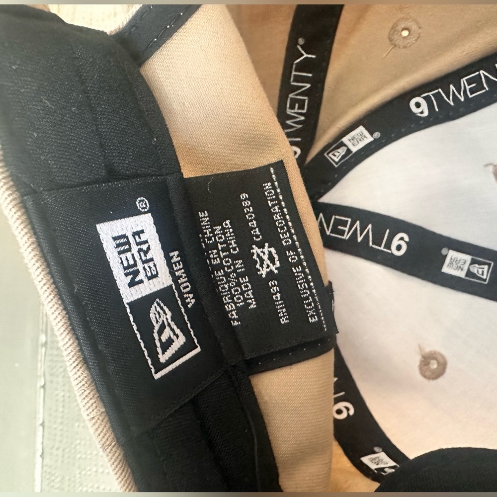 Chicago Bulls Beige Dad Hat New Era 9TWENTY Adjustable Tonal Logo Cap - Picture 6 of 7